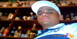 Wilfenzon 36 years old I am from Caracas/Distrito Capital, Seeking Dating Friendship with Woman