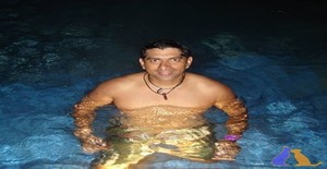 Amigo.-.intimo 48 years old I am from Carcavelos/Lisboa, Seeking Dating Friendship with Woman