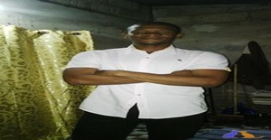 Roger pia 35 years old I am from Maputo/Maputo, Seeking Dating Friendship with Woman